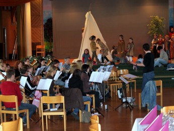 2010 Wakatanka Kindermusical_76